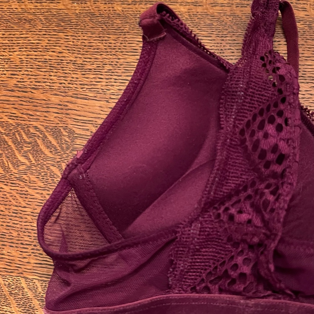 Victoria Secret Bombshell bra. - Picture 8 of 12
